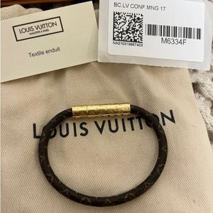 LV bracelet